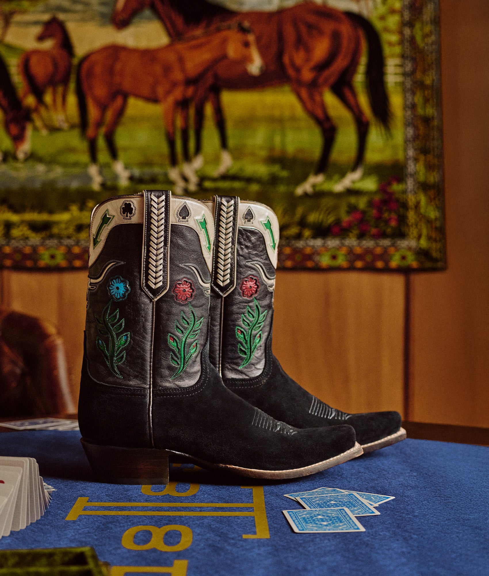 The Watchman :: Black - Image 3