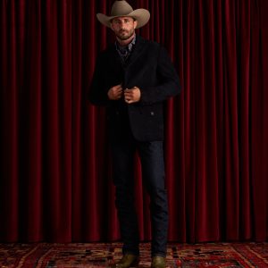 Men's Black Cherry Look 04