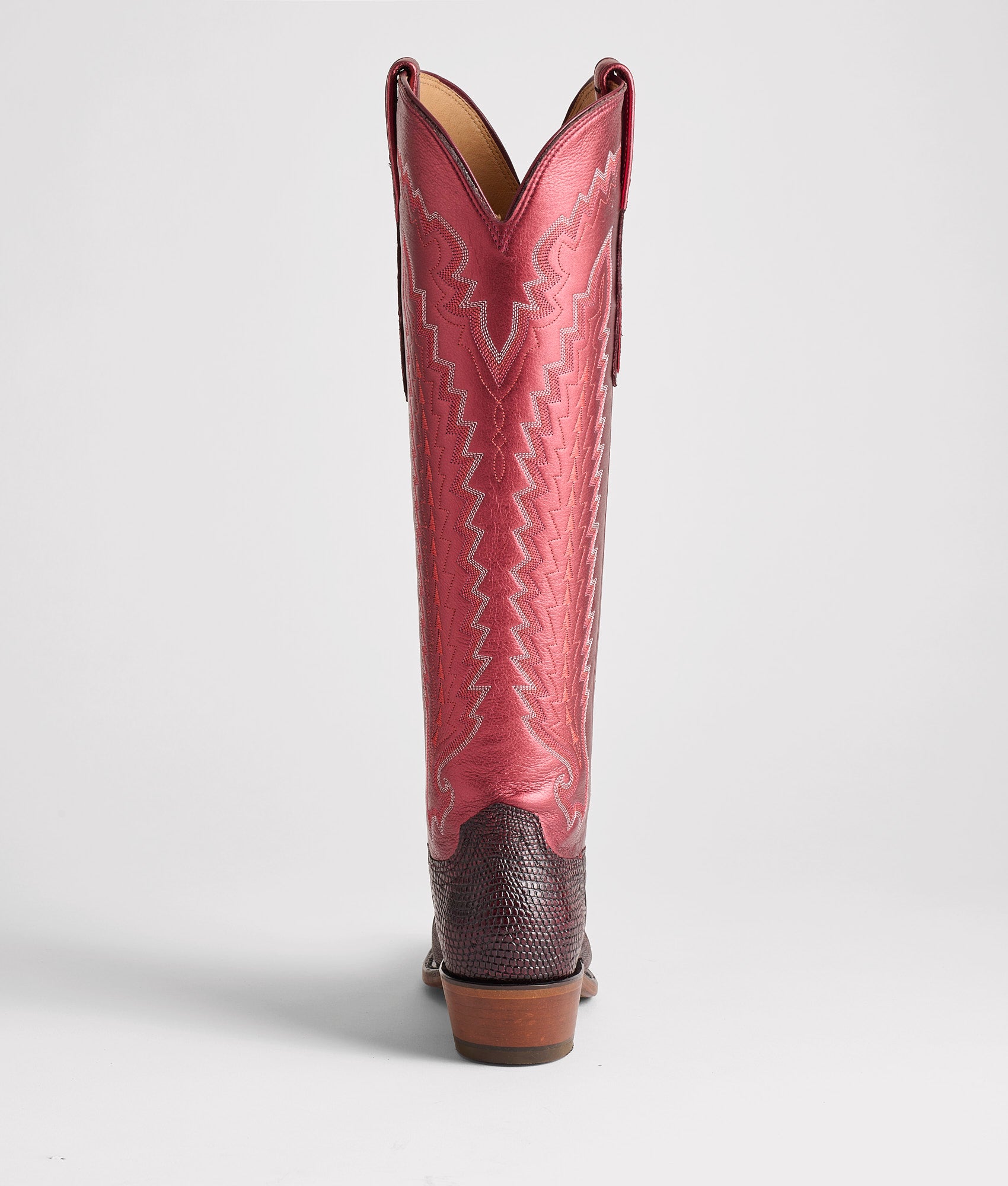 Priscilla Exotic :: Black Cherry - Image 6